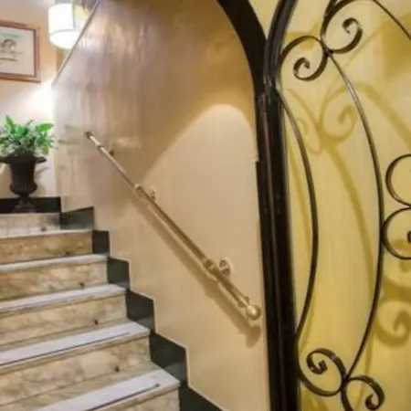 丰塔纳酒店 3* 罗马