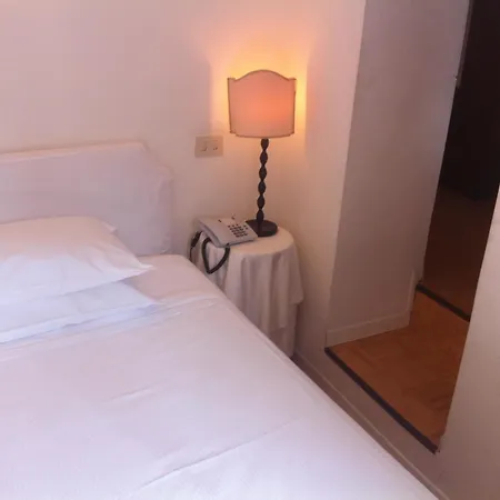 酒店 丰塔纳酒店