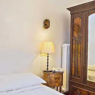 Fontana Hotell 3*