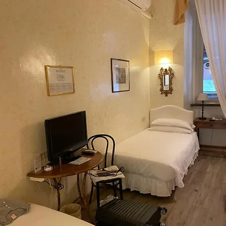 Szálloda Fontana 3*