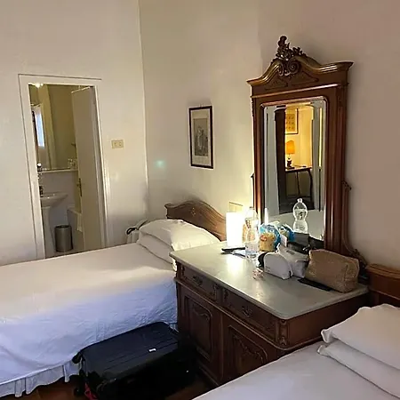 Fontana 3* Ρώμη