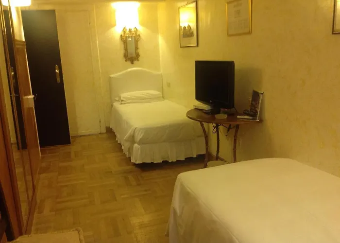 Hotel Fontana 3*