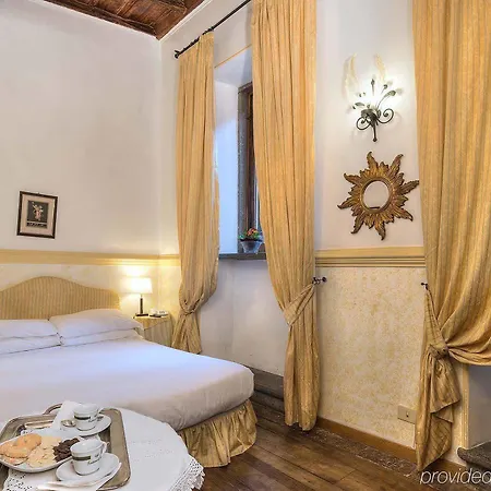 ホテル フォンタナ 3*