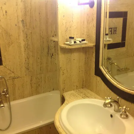 Fontana Hotel Roma