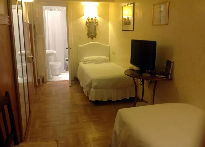 Fontana Hotel Roma